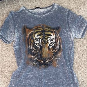 tiger shirt